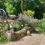 Homestay Les Ganivelles Saint-Dizant-du-Gua