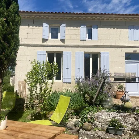 民宿 Les Ganivelles Saint-Dizant-du-Gua